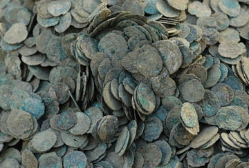Ρωμαϊκός θησαυρός νομισμάτων αποκαλύφθηκε στη Γαλλία
