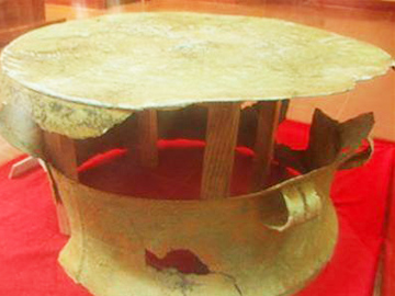 Τύμπανο 2.000 χρόνων βρέθηκε στο Βιετνάμ