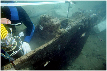 Aνασύρθηκε αρχαιοελληνικό πλοίο