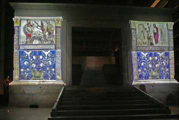 H Ara Pacis με χρώμα και φως