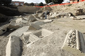 Εντυπωσιακή νεκρόπολη στη Ρώμη