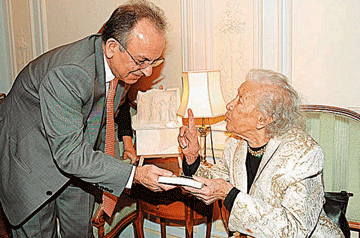 Η Βουλή των Ελλήνων τίμησε τη Jacqueline de Romilly