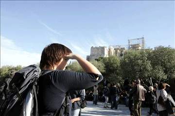 Παράνομες δραστηριότητες από αρχιφύλακες στην Ακρόπολη