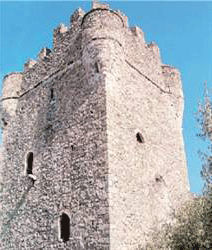 Κλικ σε 284 μισοερειπωμένους πύργους και πυργόσπιτα