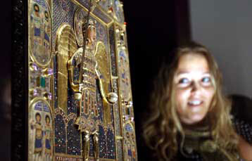 Στην Πόλη του Φωτός ταξιδεύουν βυζαντινά κειμήλια