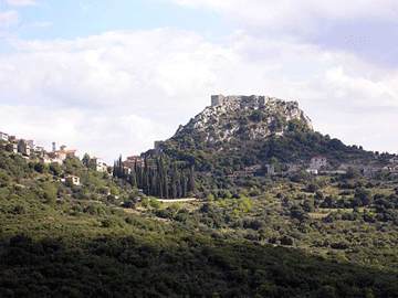 SΟS από το Κάστρο της Καρύταινας