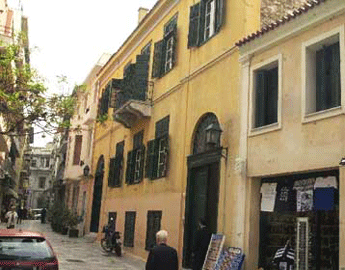 Μουσείο Ελληνικής Λαϊκής Τέχνης γίνεται η Αυλή των θαυμάτων στην Πλάκα