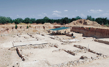 Στο φως η Αρχαία Ελίκη