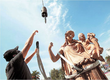 Οι θεοί ανυψώθηκαν στο Εθνικό Αρχαιολογικό Μουσείο