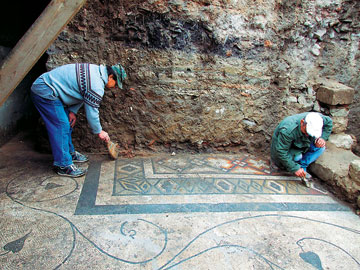 Εντυπωσιακό ρωμαϊκό ψηφιδωτό αποκαλύφθηκε στο Διδυμότειχο
