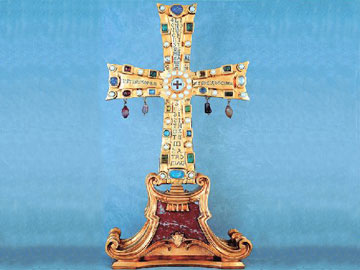 Αποκαταστάθηκε ο περίφημος Σταυρός του Βατικανού