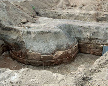 Στο φως νέα τμήματα του τείχους της Βεργίνας