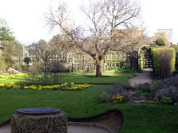 Ξεκινούν οι ανασκαφές για την αποκάλυψη του σπιτιού του Shakespeare