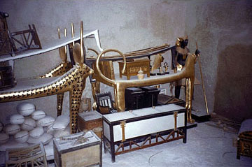 Παίζοντας με τον Τουτανκχαμών