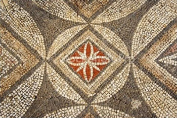 Μοναδικό ψηφιδωτό αποκαλύπτεται στην Tal al-Kasara της Συρίας
