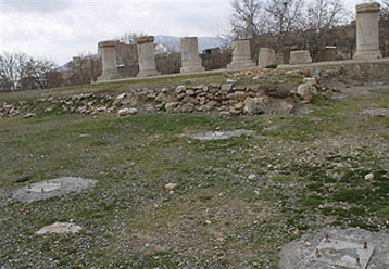 Καταστρέφεται το τέμενος της θεάς Anahita στο Ιράν