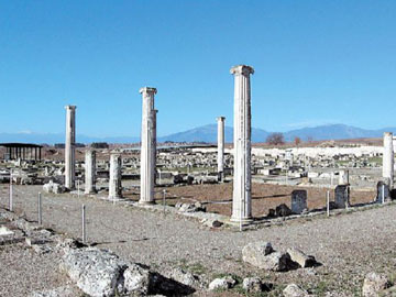 Αντίγραφα σωτηρίας στον αρχαιολογικό χώρο της Πέλλας