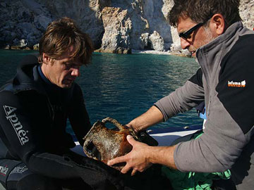 Το ναυάγιο της Πολυαίγου ανοίγει νέους δρόμους