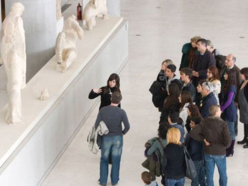 Οι κλεμμένες αρχαιότητες αφορούν και τα παιδιά