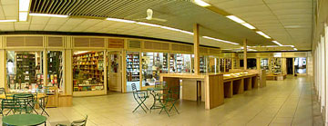 Καινούριο στέκι στη Στοά του Βιβλίου