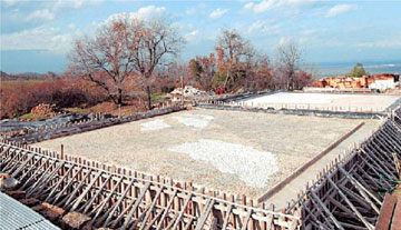 Κατολίσθηση ρήμαξε τις Αιγές