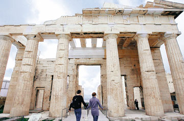 Ακρόπολη χωρίς σκαλωσιές τον Ιούλιο