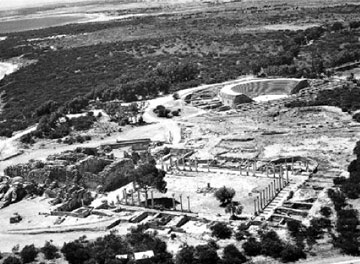Νέα ευρήματα στις παράνομες ανασκαφές στην αρχαία Σαλαμίνα