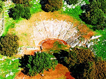 Σωτηρία ύψους 31,3 εκατ. ευρώ για 25 αρχαία θέατρα