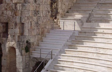 Το Ηρώδειο δεν είναι από… μάρμαρο