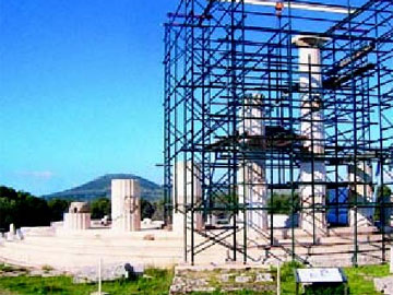 Ψηλώνει η Θόλος της Επιδαύρου