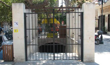 Άγνωστη κρήνη στο κέντρο των Χανίων;