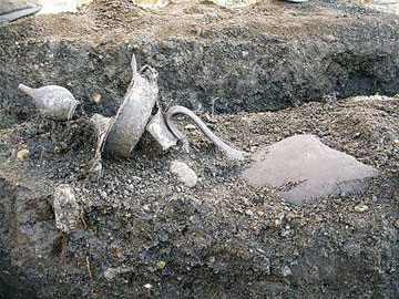 Θρίλερ με τους δολοφονημένους της Βεργίνας