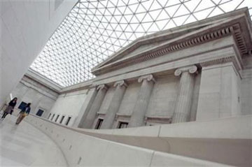 Eκκένωση του Βρετανικού Μουσείου λόγω… παράξενης οσμής