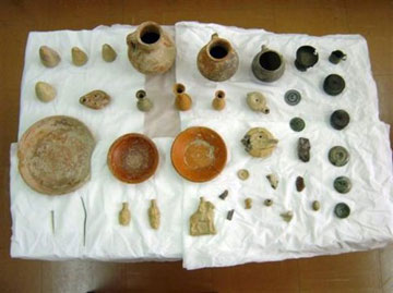 Συνταξιούχος υπάλληλος της αρχαιολογικής υπηρεσίας βρέθηκε με αρχαία αντικείμενα