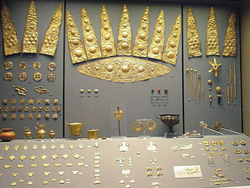 Μυκηναϊκά τα κοσμήματα, αιγυπτιακό το χρυσάφι