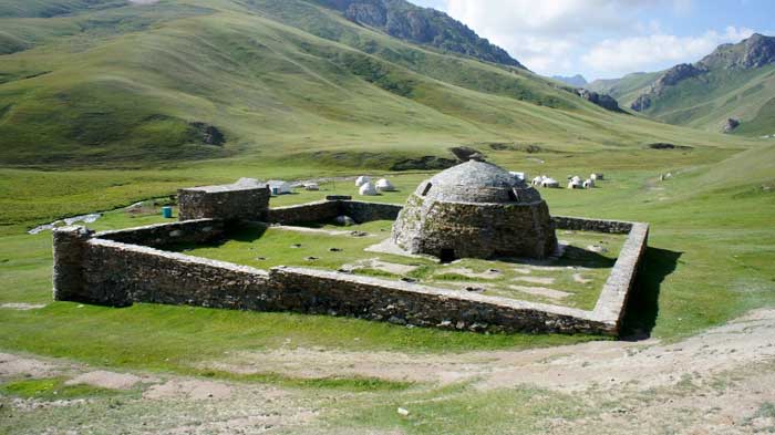 Βούδας στους λόφους του Κιργιστάν