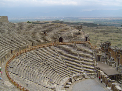 Αναβίωση του αρχαίου θεάτρου της Ιεράπολης