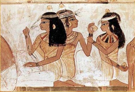 Περιποιημένες και καλοχτενισμένες αρχαίες Αιγύπτιες διασκεδάζουν αιώνια. Τοιχογραφία από την Κοιλάδα των Ευγενών, Νέο Βασίλειο. 