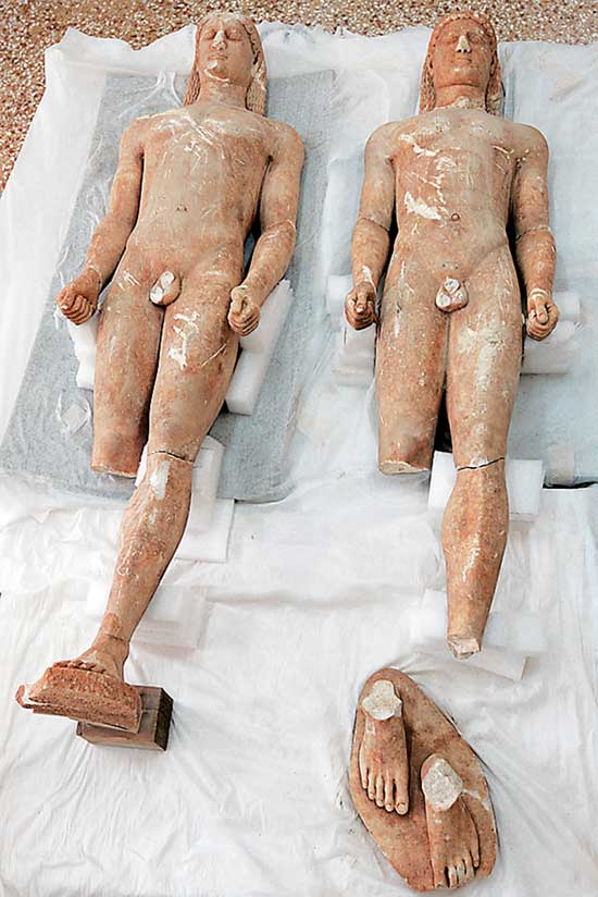 Οι κούροι επιστρέφουν στην Κορινθία