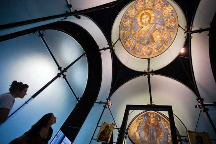 Επαναπατρίστηκαν τοιχογραφίες στην Κύπρο