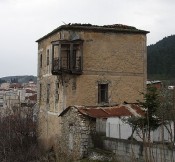 Να αξιοποιηθεί ο πύργος Καραμίχου