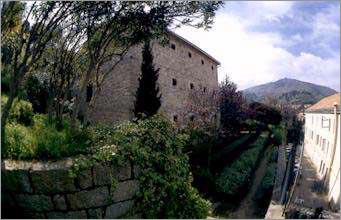 Ομαδική ταφή 9.000 ετών βρέθηκε στην Κορσική