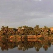 Ποτάμια κυλούν στο Λουτρό των Αέρηδων