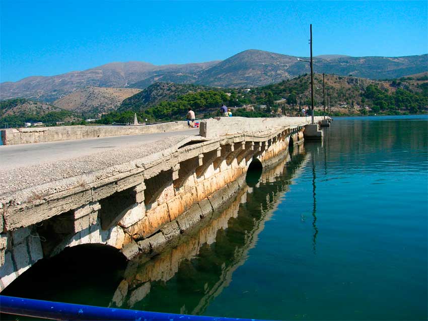 Κινδυνεύει η μεγαλύτερη λίθινη γέφυρα της Ευρώπης
