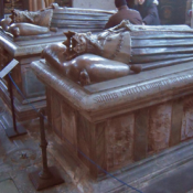 Βασιλικός τάφος έκρυβε λάθος νεκρό