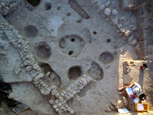 Άποψη της ανασκαφής στη θέση Κισσόνεργα-Σκαλιά.