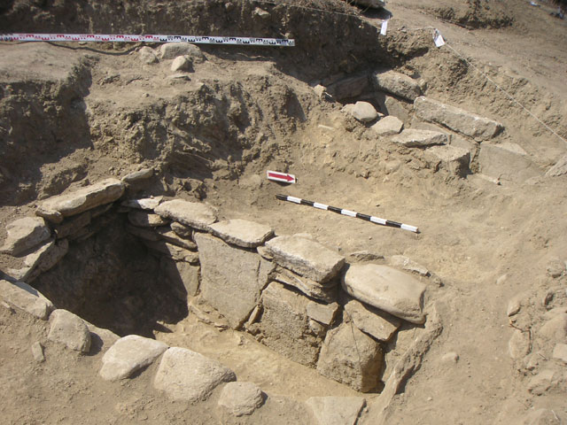 Άποψη της ανασκαφής στο λόφο του Αγίου Αντωνίου στον Ποτό της Θάσου.