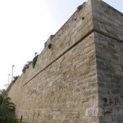 Ξενάγηση στα τείχη στη μνήμη της Χρυσούλας Τζομπανάκη