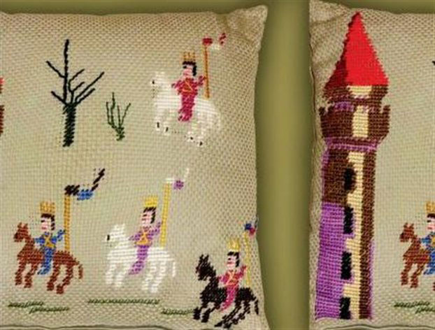 Κόκκινη κλωστή δεμένη σε μαξιλάρια