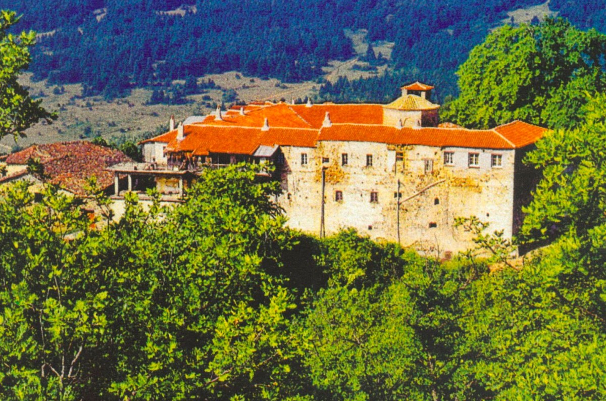 H Ιερά Μονή Αγίου Γεωργίου Φενεού.